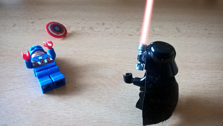 Darth Vader vs Capitain America 02